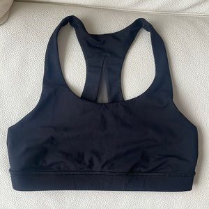 Lululemon sports bra